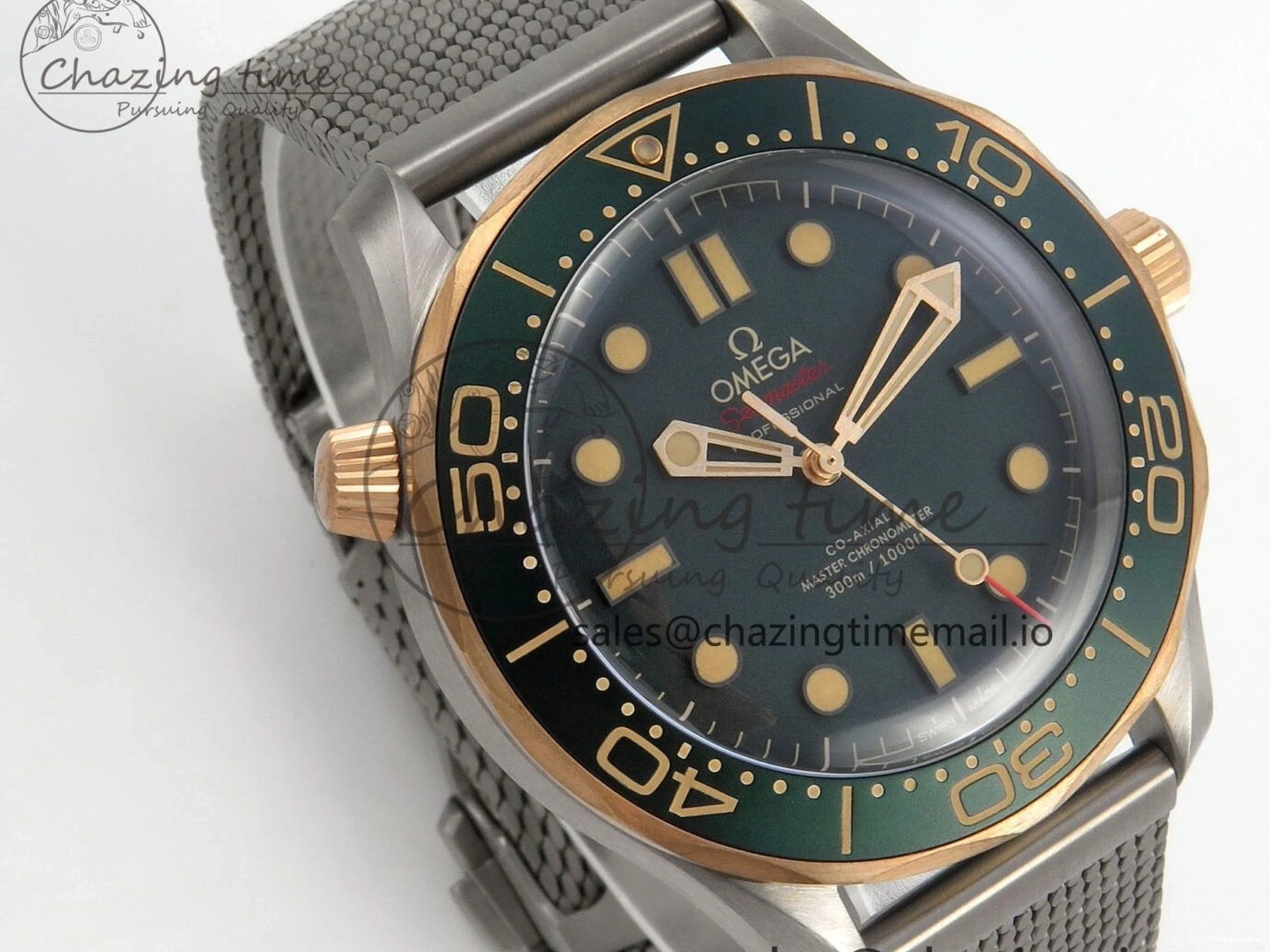 0329 OdorResistant Seamaster 300M Diver Titanium Bronze Gold VSF 1:1 Best Edition Green Dial on Titanium Mesh Bracelet A 7660